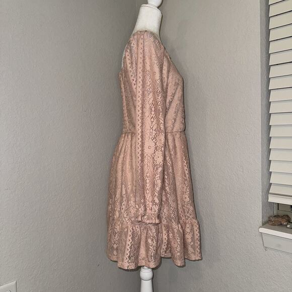 LC Lauren Conrad Mini Dress Womens Large Pink Lace Overlay Smocked Tiered hem - Picture 3 of 9